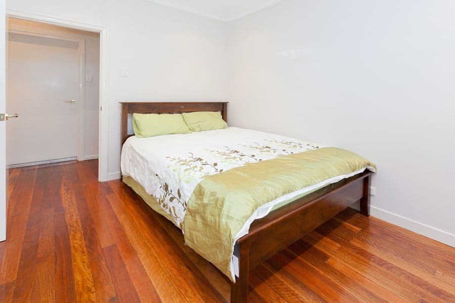 19 Roscoe Street, HOLLAND PARK QLD 4121, Holland Park - Thumbnail 6