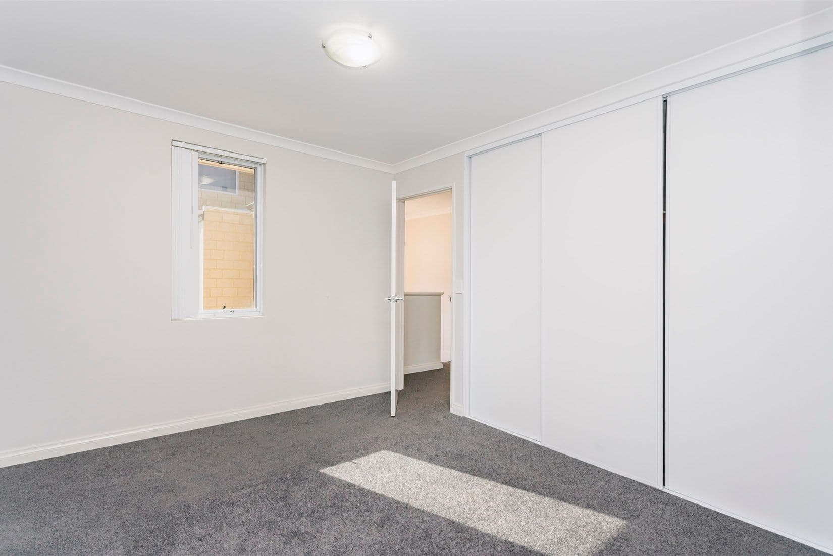 33 Kenwick Way, Balga WA 6061, Balga - Thumbnail 7