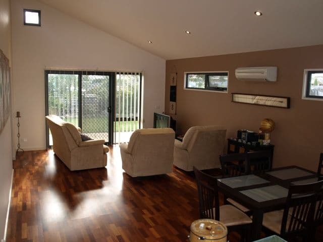 1 Grevillea Close, PORTLAND VIC 3305, Portland - Thumbnail 2