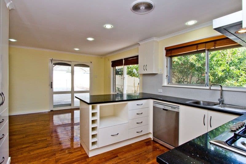 376 Tapleys Hill Road, Seaton SA 5023, Seaton - Thumbnail 4