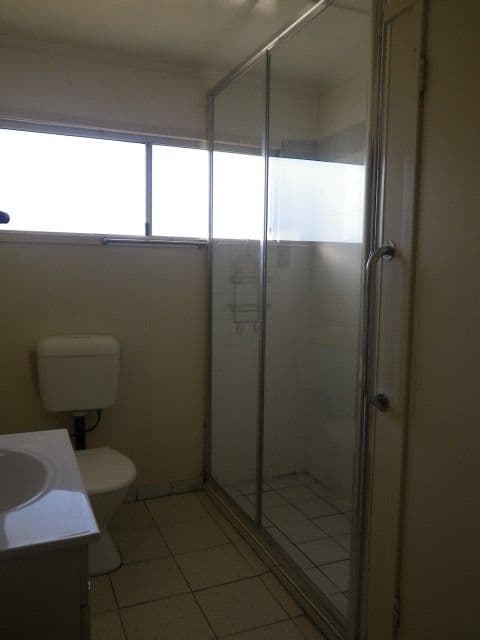 27 SOUTH Street, ROMA QLD 4455, Roma - Thumbnail 4
