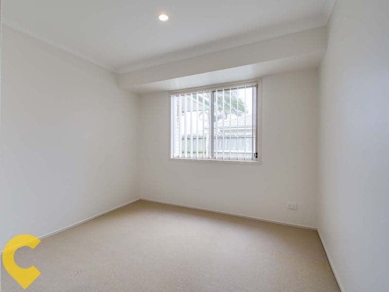 7 Cronulla Place, Sandstone Point - Thumbnail 8