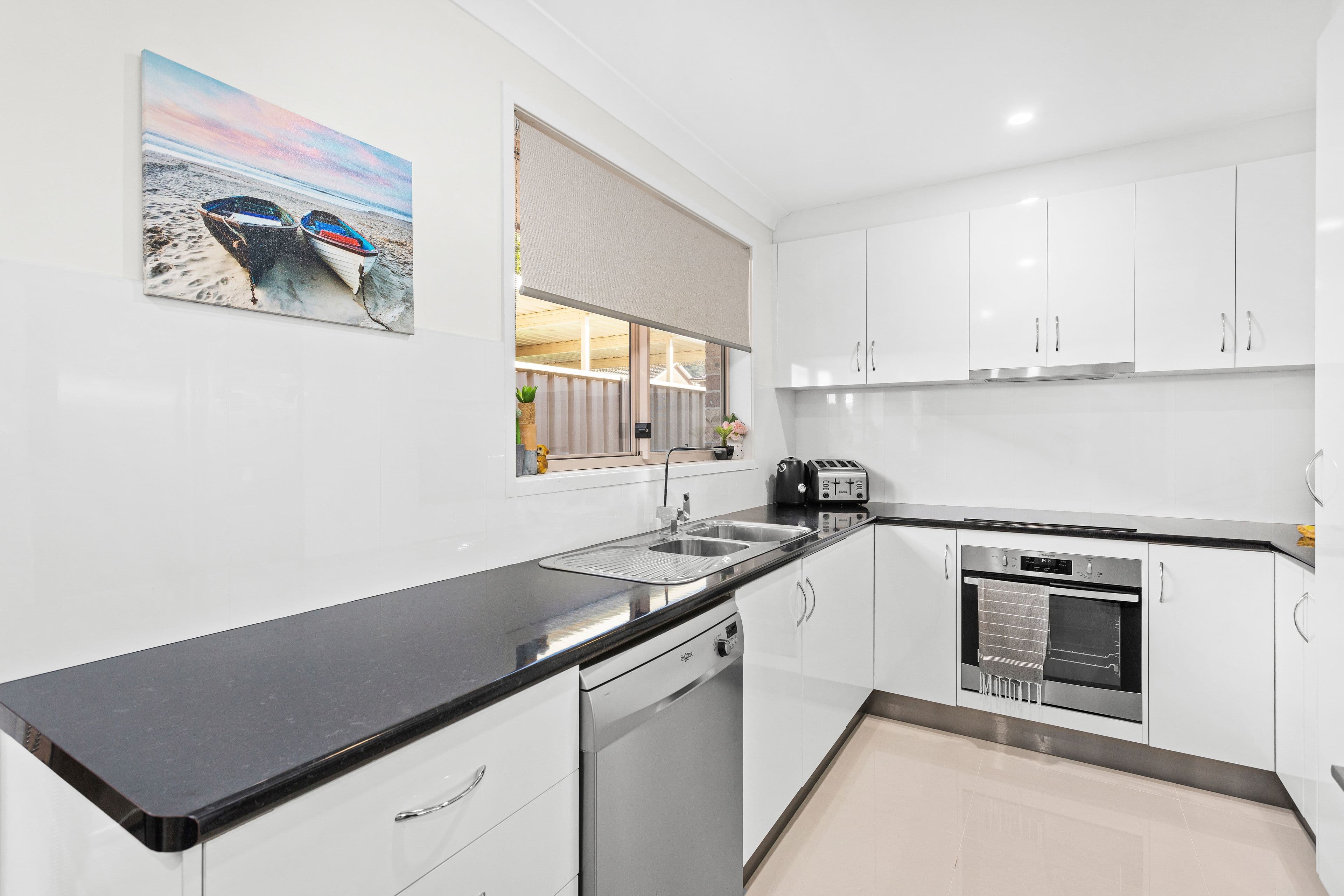 33 Gloucester Circuit, Albion Park NSW 2527, Albion Park - Thumbnail 3