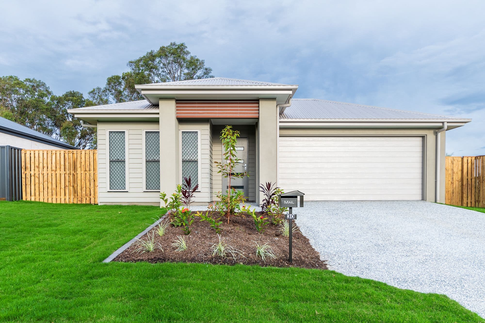 30 Sutherland Street, Gleneagle QLD 4285, Gleneagle - Thumbnail 2