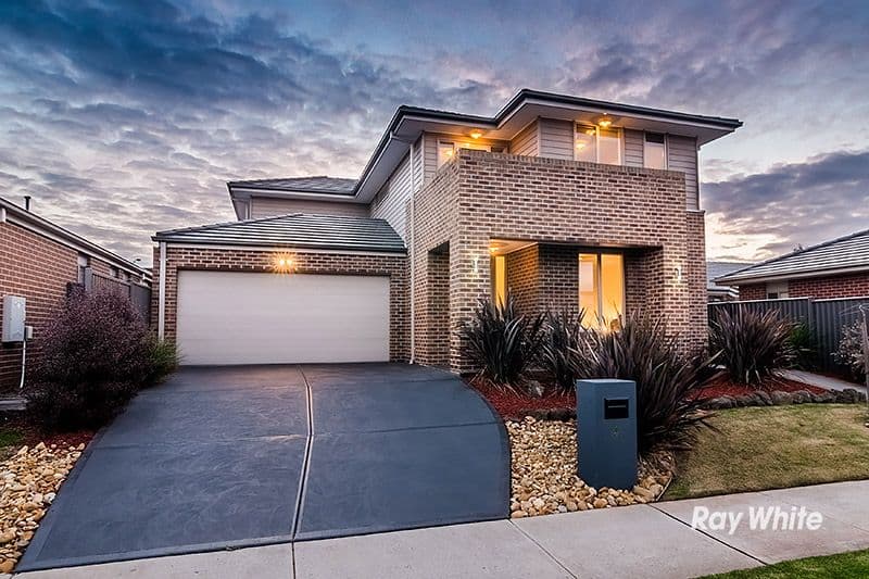 4 Cloverbank Drive, Cranbourne East VIC 3977, Cranbourne East - Image 1
