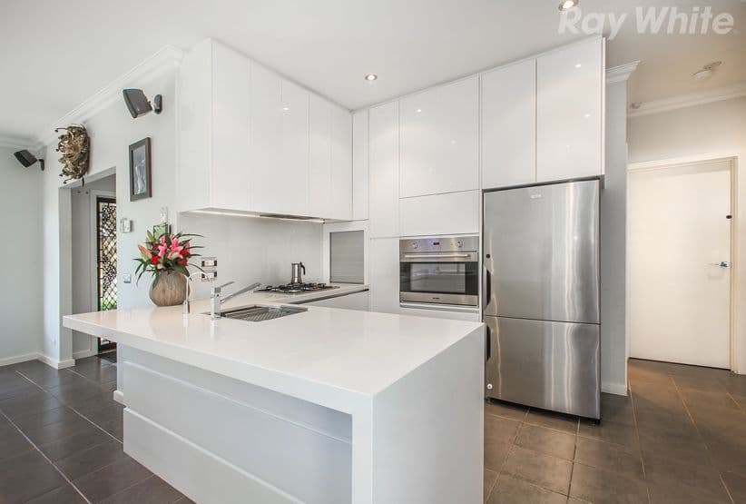 17 O'Dowd Street, Reservoir VIC 3073, Reservoir - Thumbnail 4