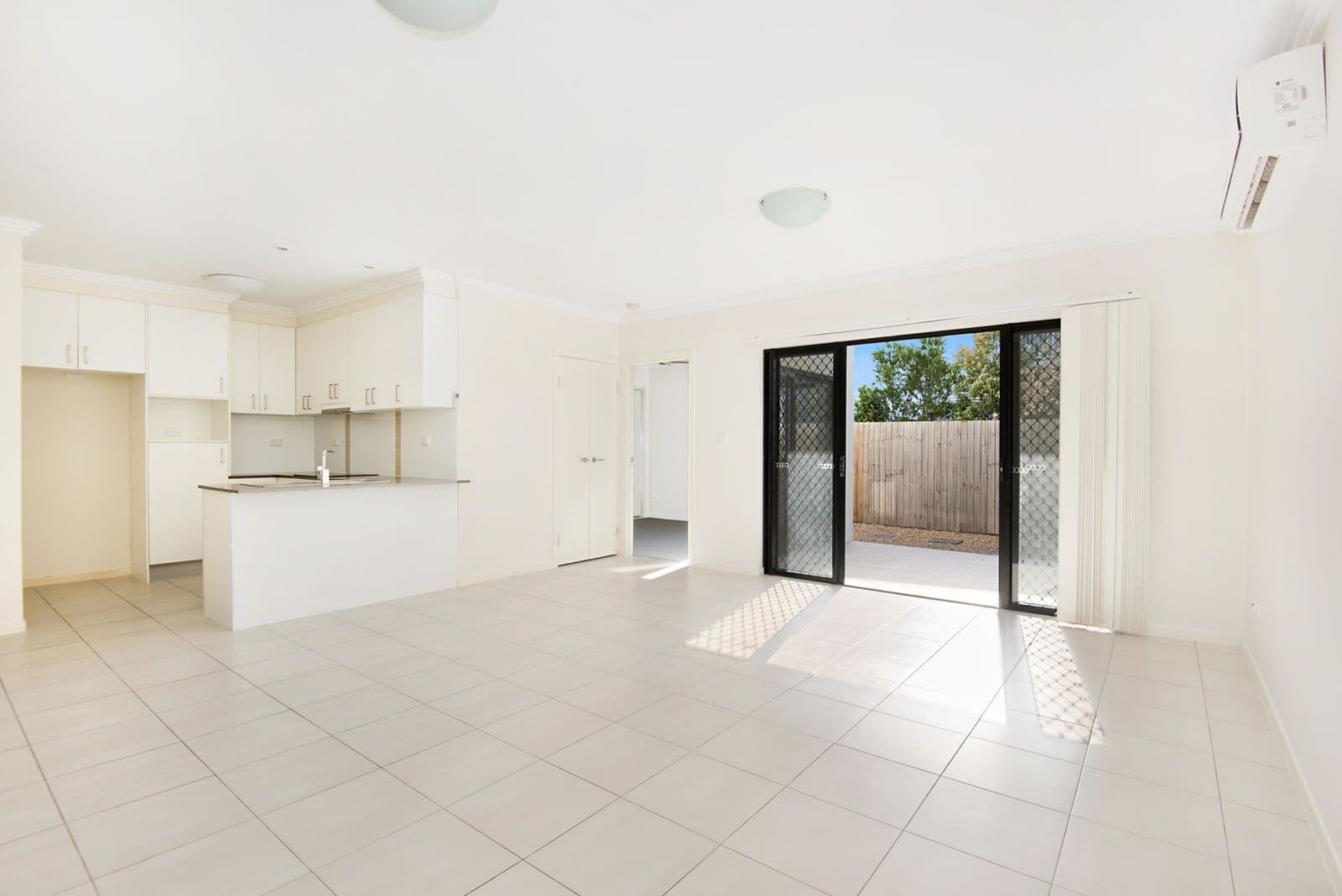 47 Glasgow Street, Zillmere QLD 4034, Zillmere - Thumbnail 2