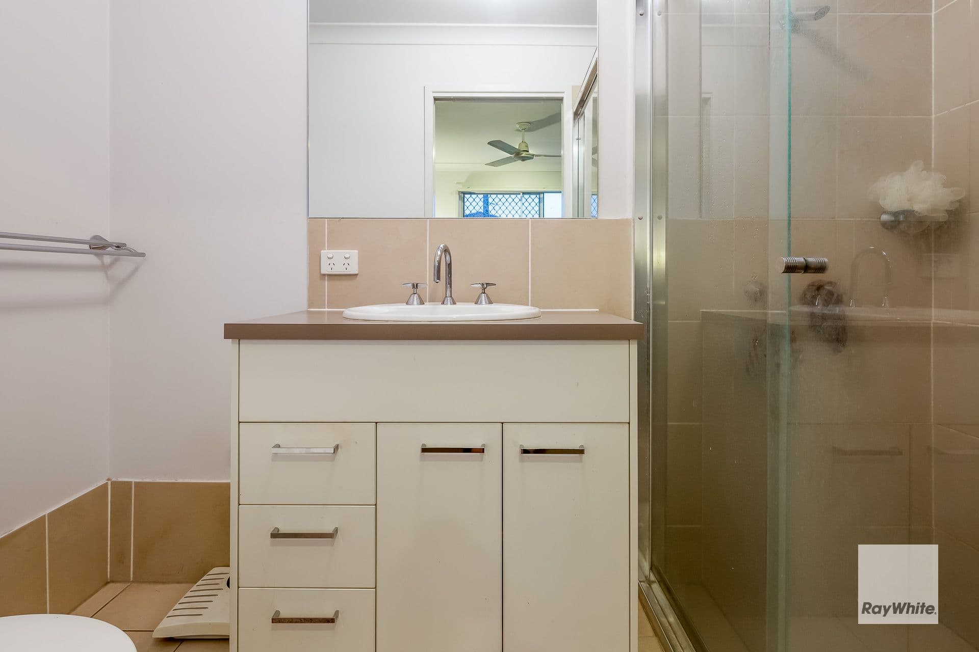 13 Aqua Crescent, Redland Bay QLD 4165, Redland Bay - Thumbnail 7