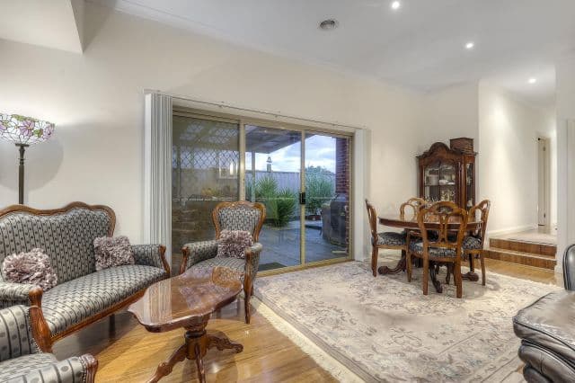 81 St Vigeons Road, Reservoir VIC 3073, Reservoir - Thumbnail 3