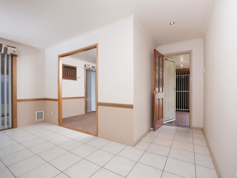 50 Bagalowie Crescent, Smithfield - Thumbnail 5