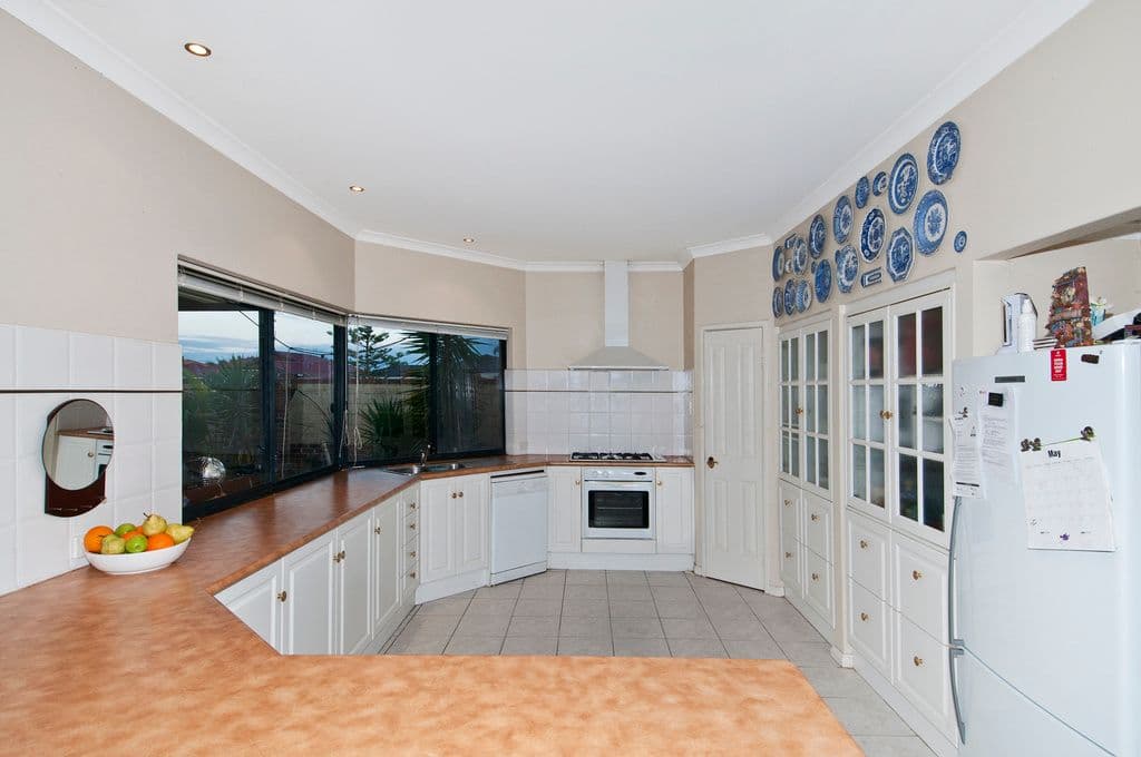 143 Grand Ocean Boulevard, PORT KENNEDY WA 6172, Port Kennedy - Thumbnail 2