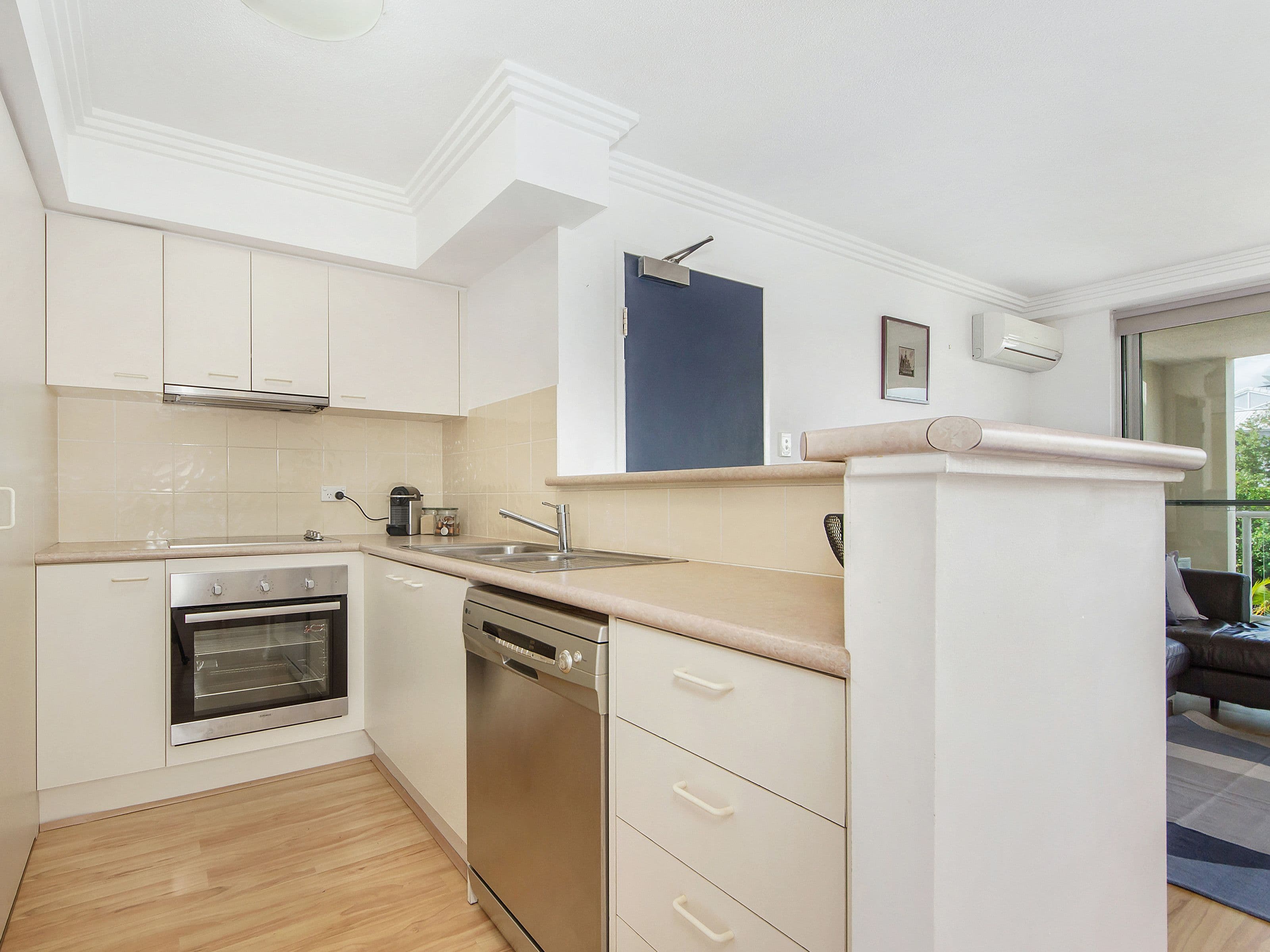 7 Whiting Street, Labrador QLD 4215, Labrador - Thumbnail 8