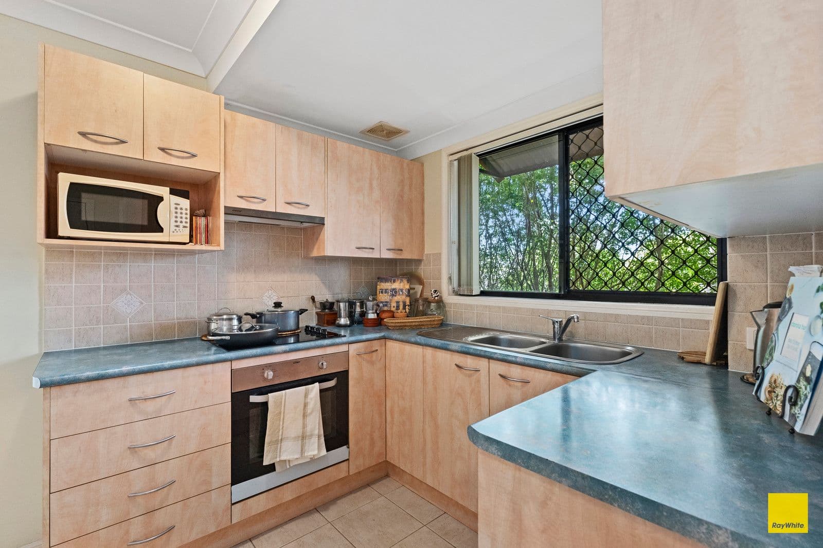 51 Gainsborough Street, Moorooka QLD 4105, Moorooka - Thumbnail 3