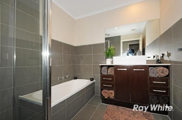 22 Hoysted Avenue, Cranbourne North VIC 3977, Cranbourne North - Thumbnail 6