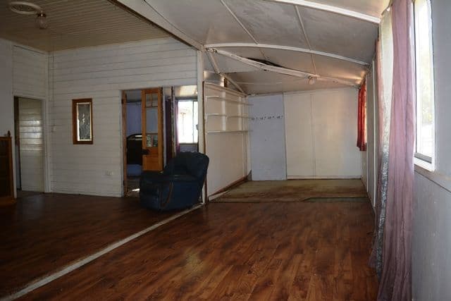 30 Ivy Street, Blackall QLD 4472, Blackall - Thumbnail 4
