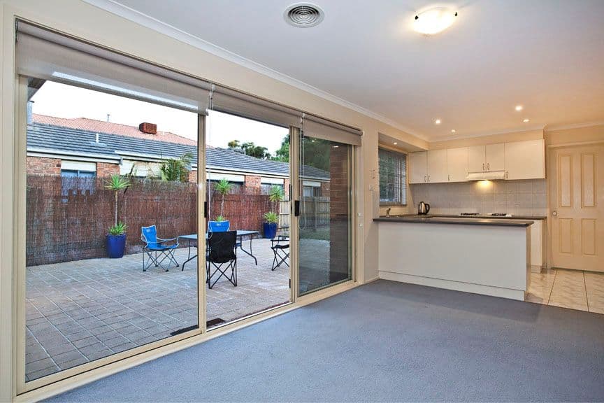 60 Mosman Close, WANTIRNA SOUTH VIC 3152, Wantirna South - Thumbnail 2