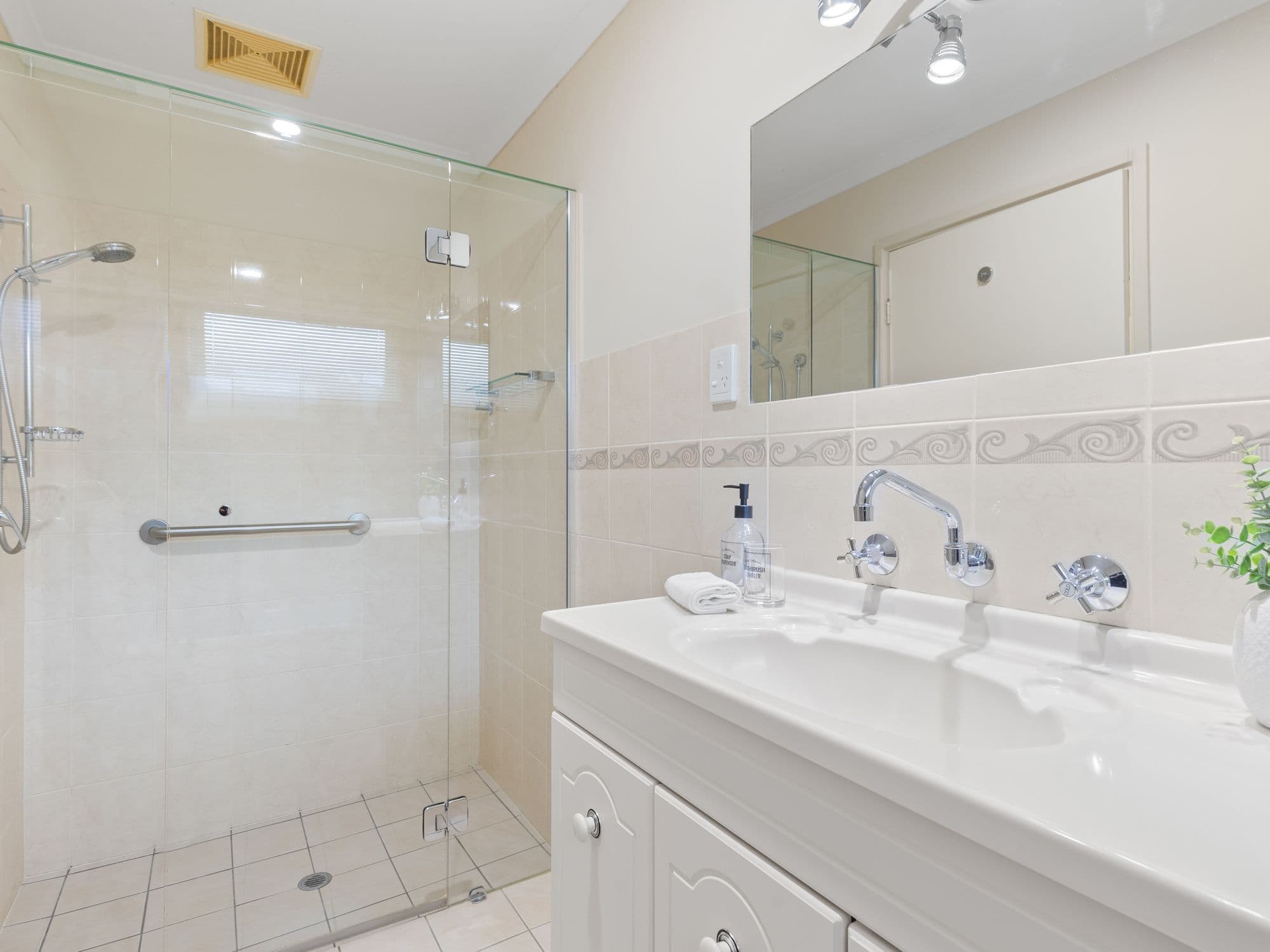 54 Parramatta Drive, Morphett Vale SA 5162, Morphett Vale - Thumbnail 8