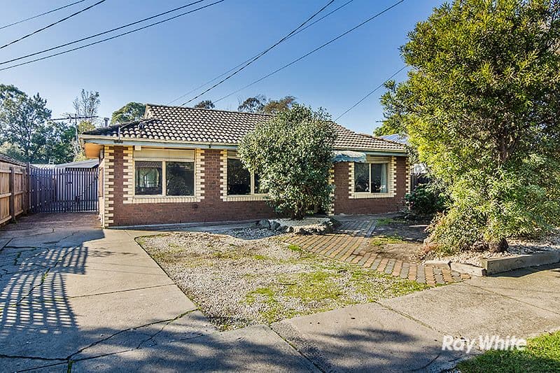 33 Clairmont Avenue, Cranbourne VIC 3977, Cranbourne - Image 1