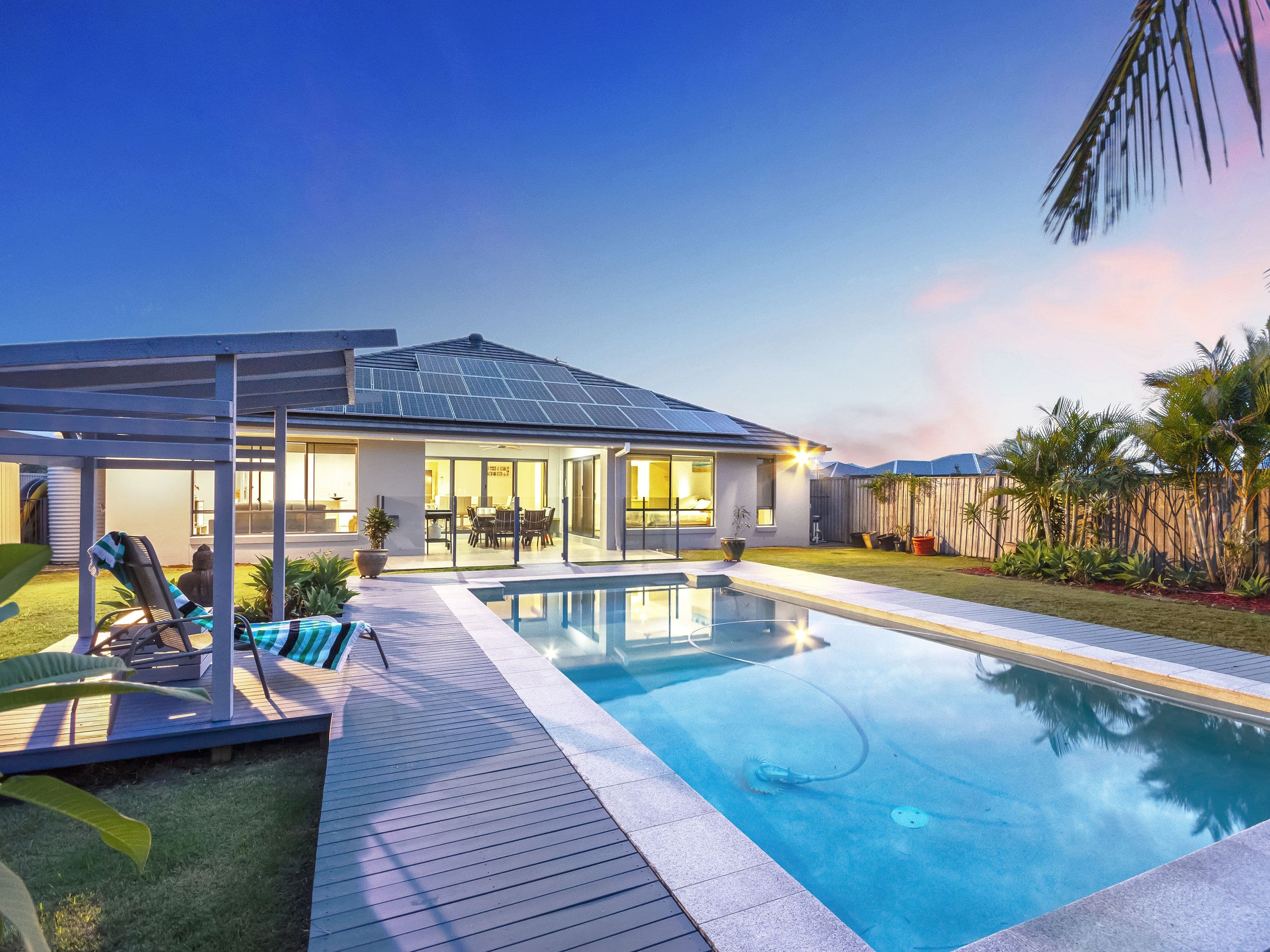 19 Lanier Close, Oxenford QLD 4210, Oxenford - Thumbnail 2