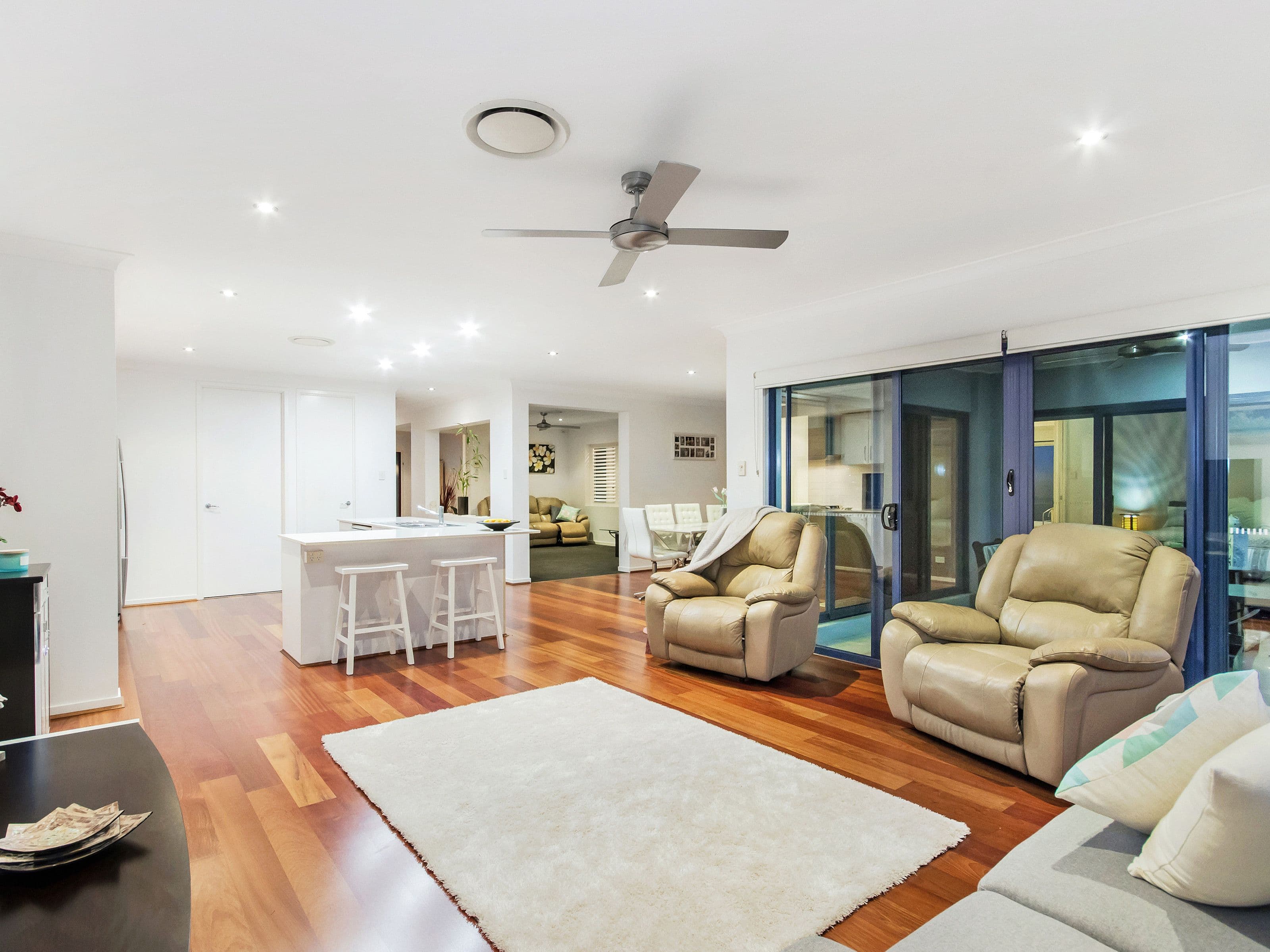 19 Lanier Close, Oxenford QLD 4210, Oxenford - Thumbnail 5