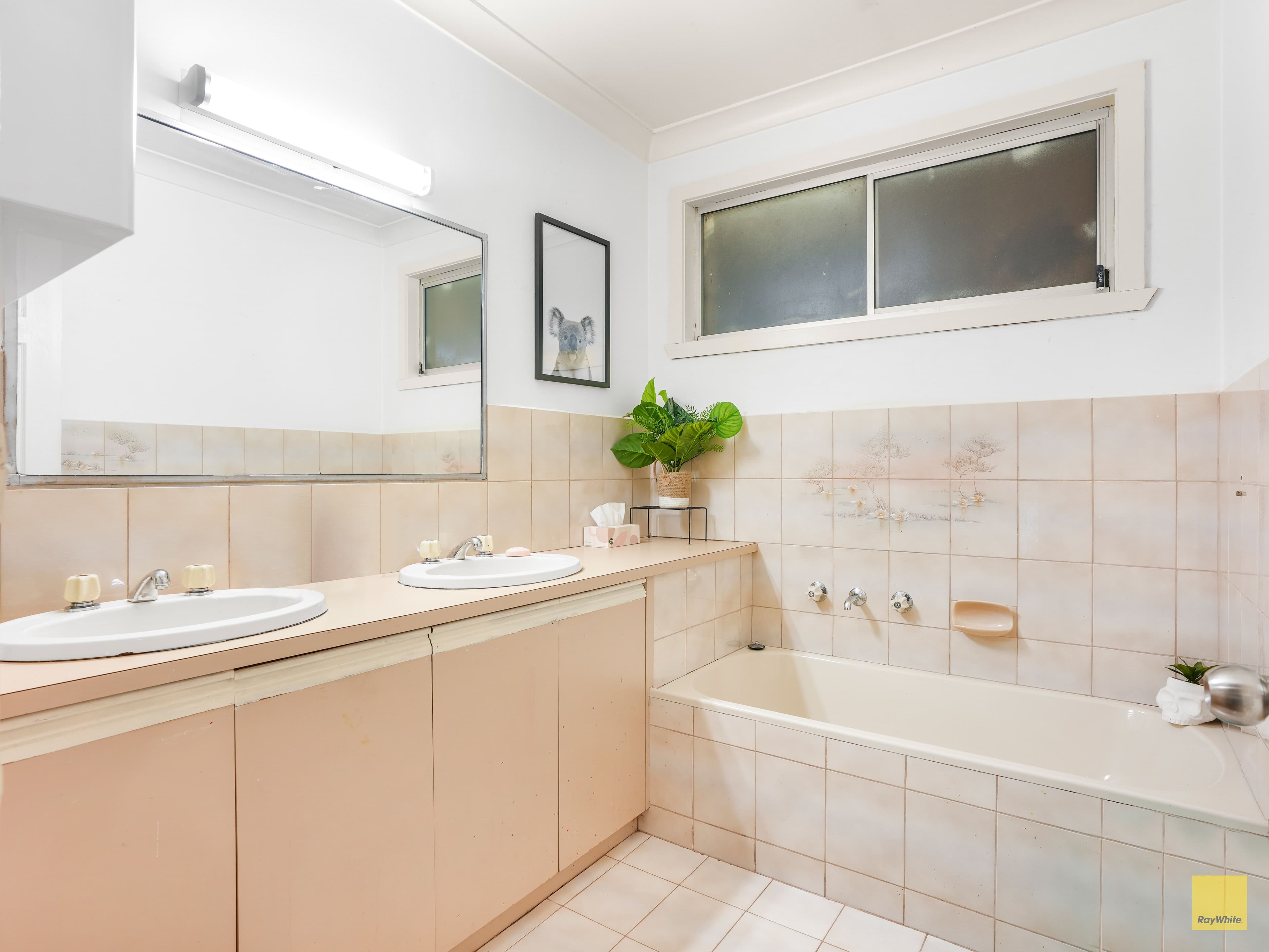 8 Richard Road, Melton South VIC 3338, Melton South - Thumbnail 4