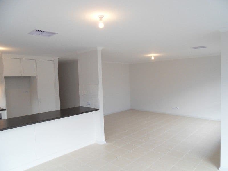 9 Gray, NORTHFIELD SA 5085, Northfield - Thumbnail 2