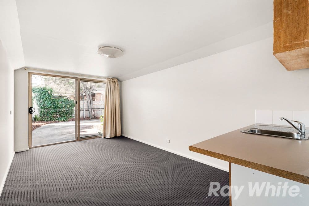 3 Fernhill Street, Glen Waverley VIC 3150, Glen Waverley - Thumbnail 6