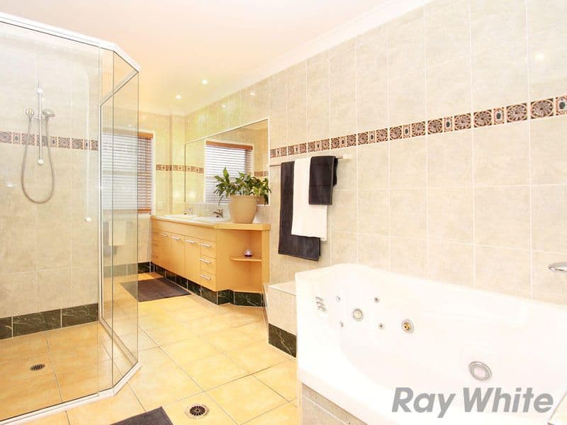 38 Gielgud Crescent, MCDOWALL QLD 4053, McDowall - Thumbnail 7