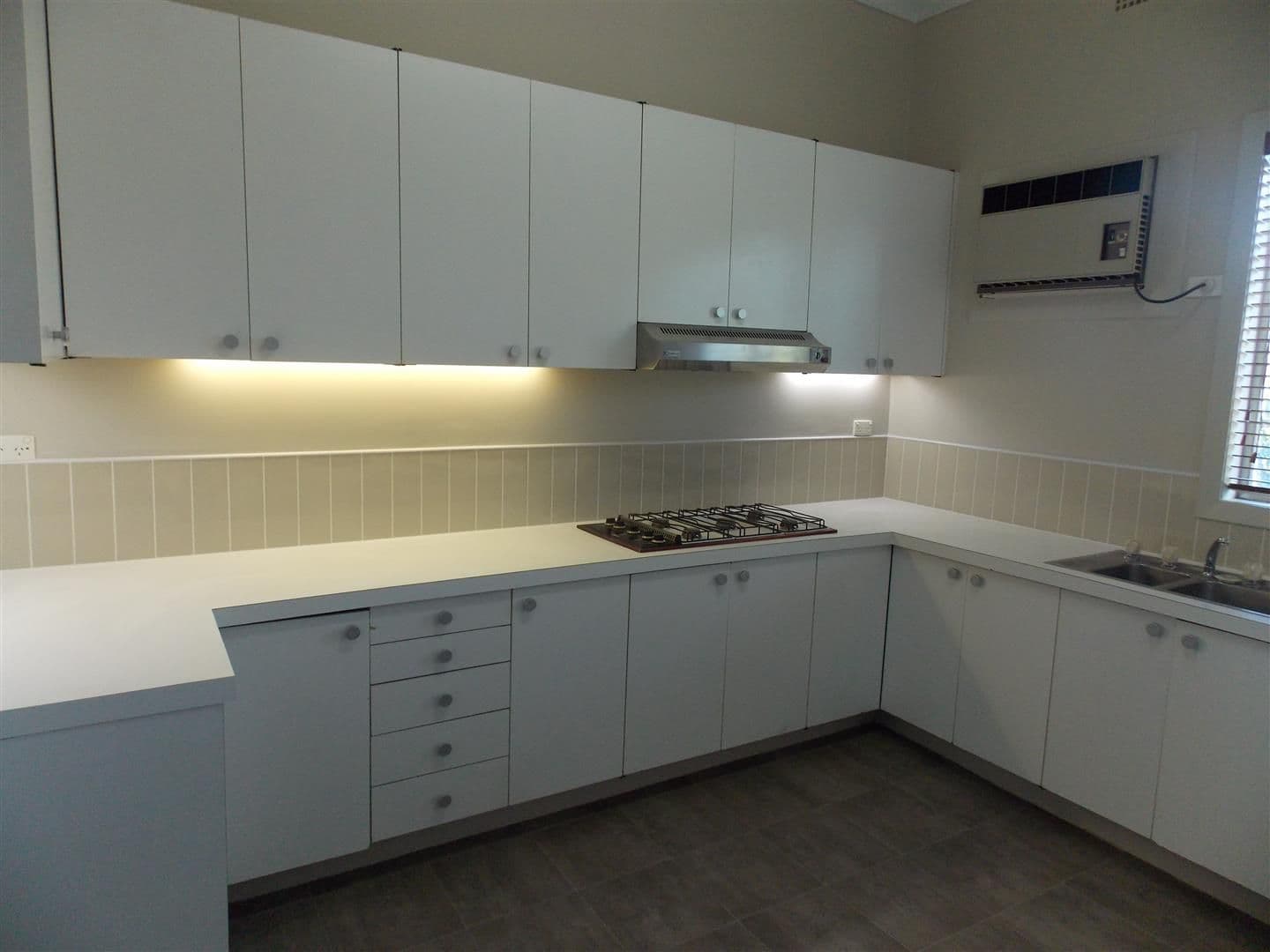 45 East Street, PARKES NSW 2870, Parkes - Thumbnail 2