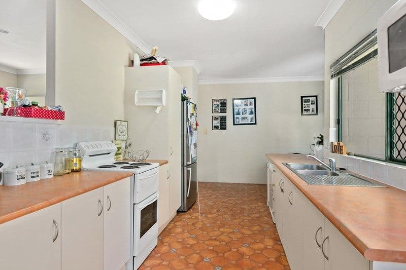 3 Fletcher Court, Bentley Park QLD 4869, Bentley Park - Thumbnail 7