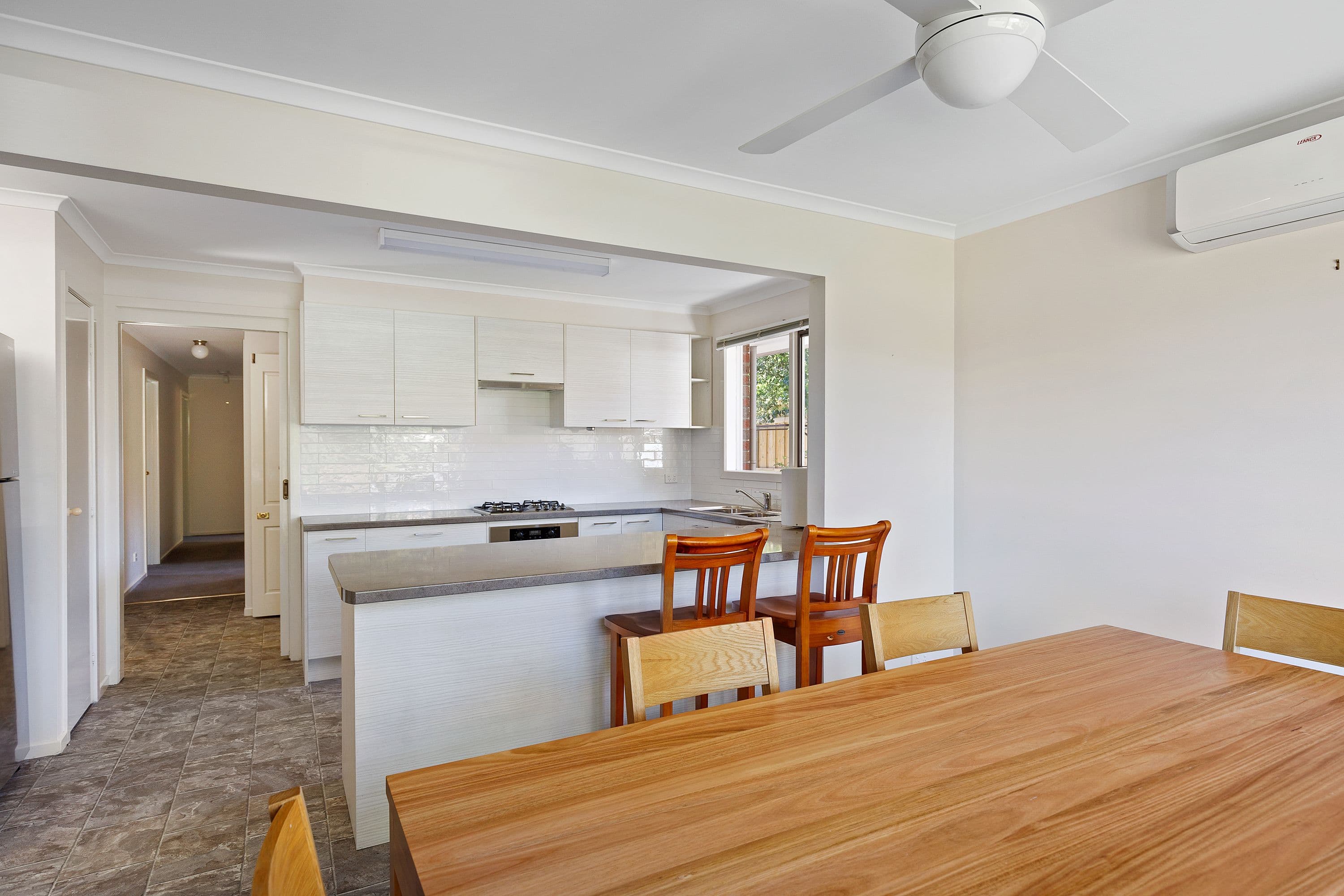 1 Devlin Court, Mill Park VIC 3082, Mill Park - Thumbnail 3