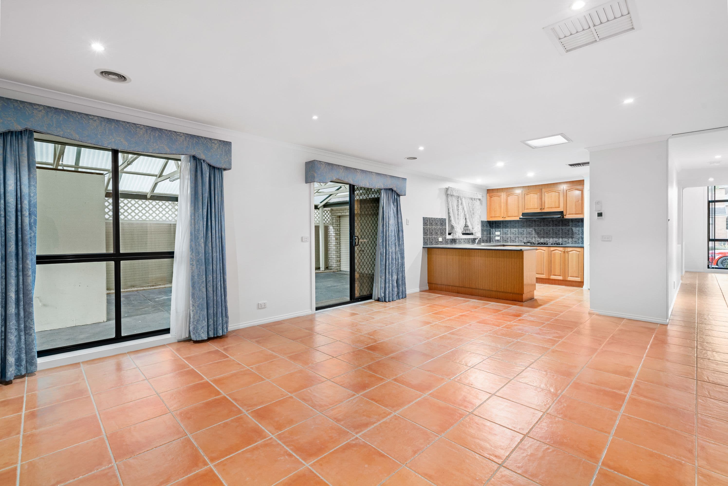 11 Star Grove, Bundoora VIC 3083, Bundoora - Thumbnail 3