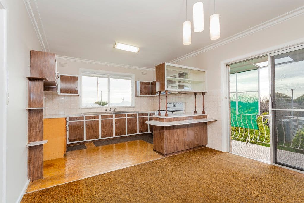 112 Thompson Road, NORTH GEELONG VIC 3215, North Geelong - Thumbnail 5