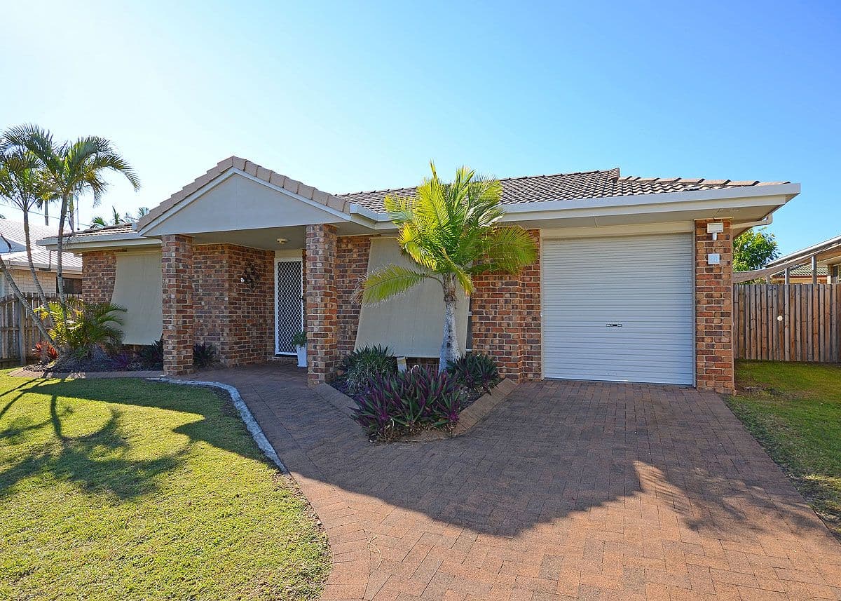 38 Victoria Street, POINT VERNON QLD 4655, Point Vernon - Thumbnail 2