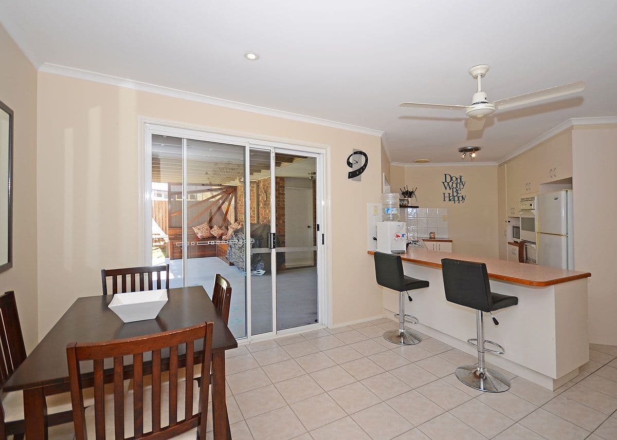 38 Victoria Street, POINT VERNON QLD 4655, Point Vernon - Thumbnail 3