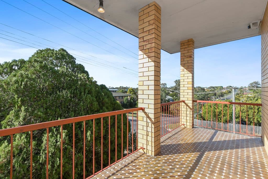 58 Flockton Street, Stafford Heights QLD 4053, Stafford Heights - Thumbnail 2