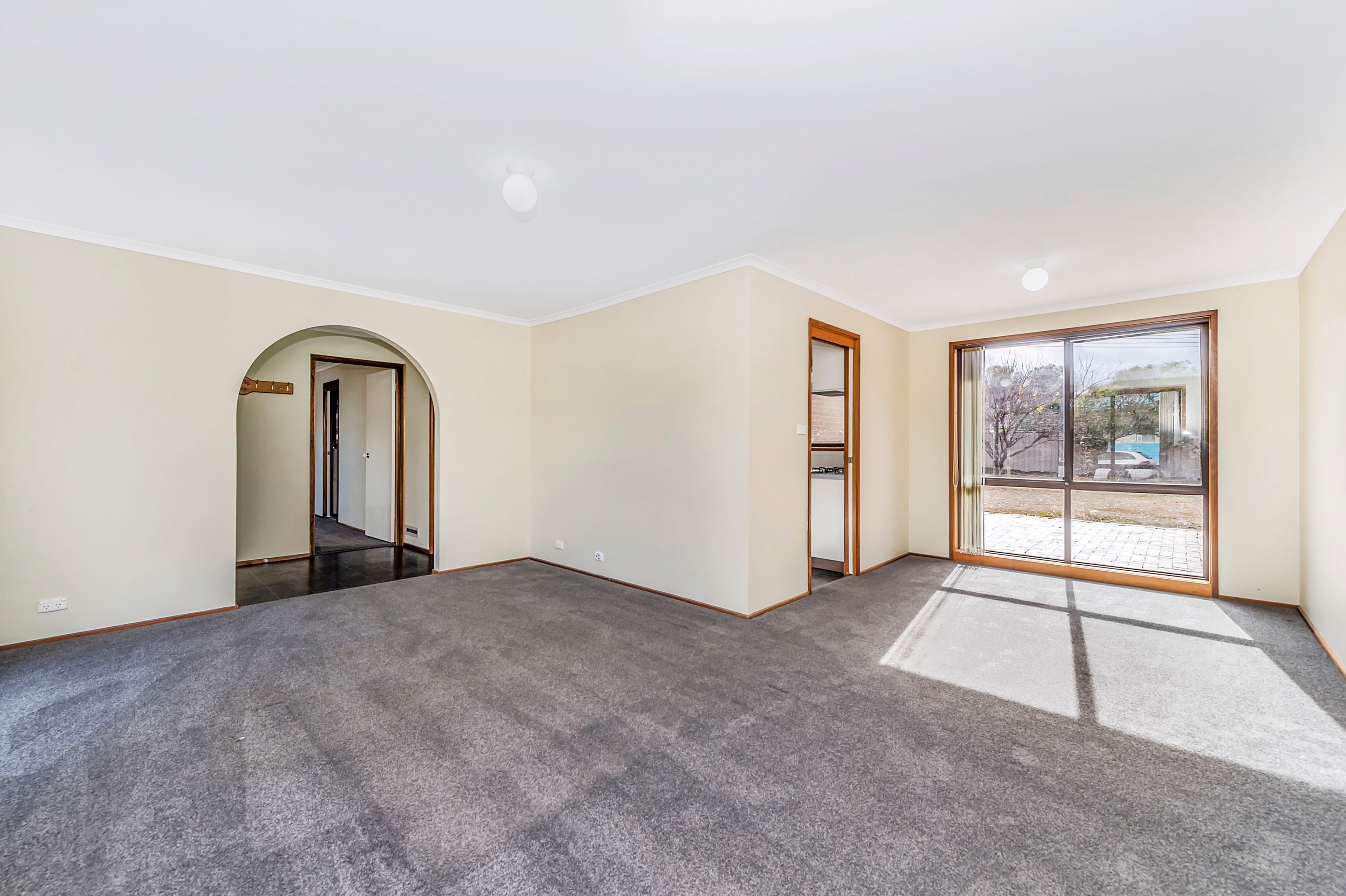 9 Muir Close, Isabella Plains ACT 2905, Isabella Plains - Thumbnail 4