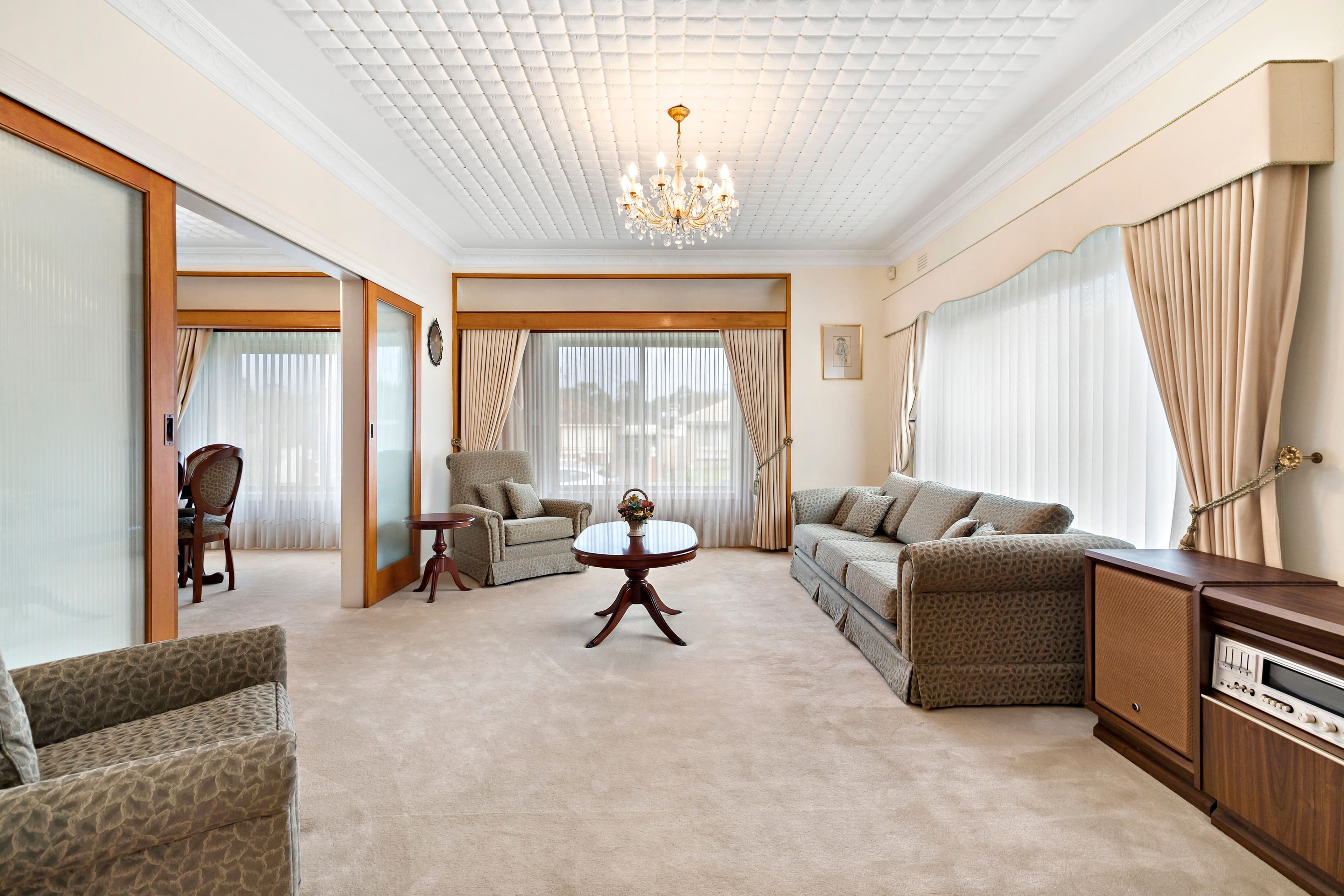 14 Terrigal Avenue, Oakleigh South VIC 3167, Oakleigh South - Thumbnail 2