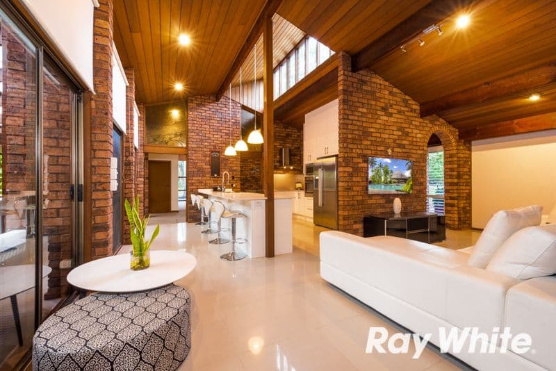11 White Cedar Drive, Castle Hill - Thumbnail 3