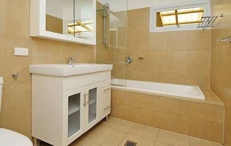 15 Curfew Street, UPPER MOUNT GRAVATT QLD 4122, Upper Mount Gravatt - Thumbnail 5