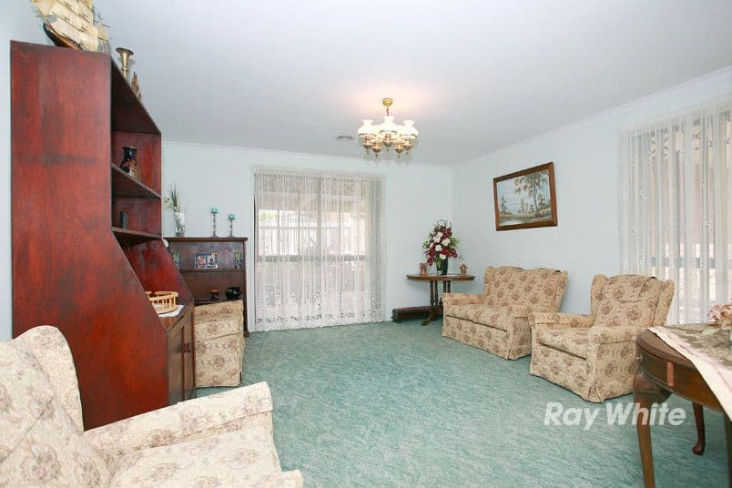 24 Berwick-Cranbourne Road, CRANBOURNE EAST VIC 3977, Cranbourne East - Thumbnail 2