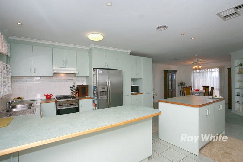 24 Berwick-Cranbourne Road, CRANBOURNE EAST VIC 3977, Cranbourne East - Thumbnail 4