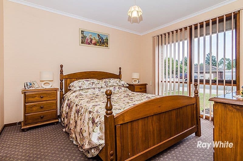 8 Ferncroft Court, Cranbourne North VIC 3977, Cranbourne North - Thumbnail 5