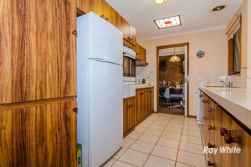 8 Ferncroft Court, Cranbourne North VIC 3977, Cranbourne North - Thumbnail 7
