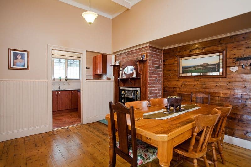 24  Eramosa Road East, SOMERVILLE VIC 3912, Somerville - Thumbnail 2