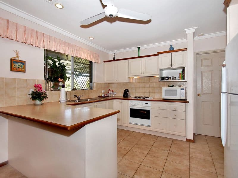 12 Crowea  Street, GREENWOOD WA 6024, Greenwood - Thumbnail 5