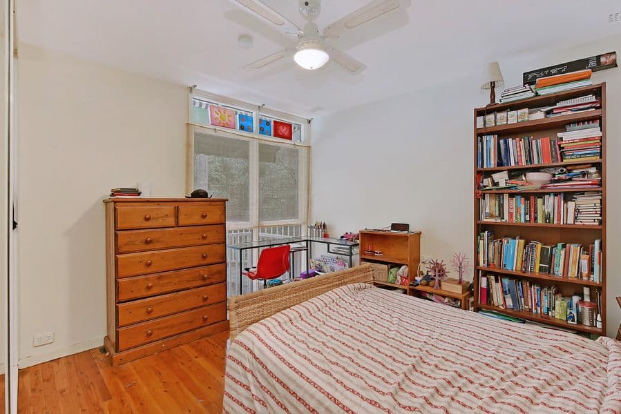 1 Nicholas Crescent, Normanhurst - Thumbnail 5