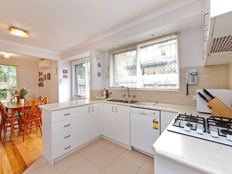 4 Metung Court, DINGLEY VILLAGE VIC 3172, Dingley Village - Thumbnail 5