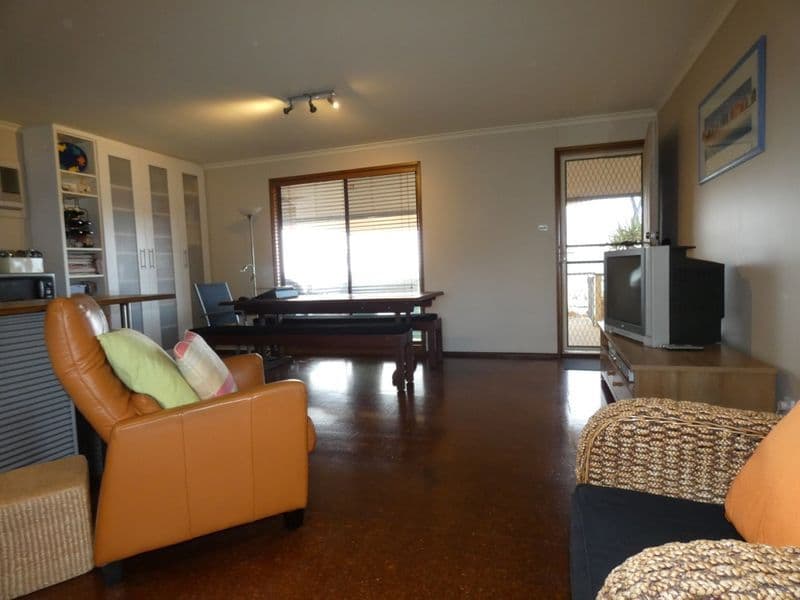 32 - 34 Bayview Road, Point Turton SA 5575, Point Turton - Thumbnail 2