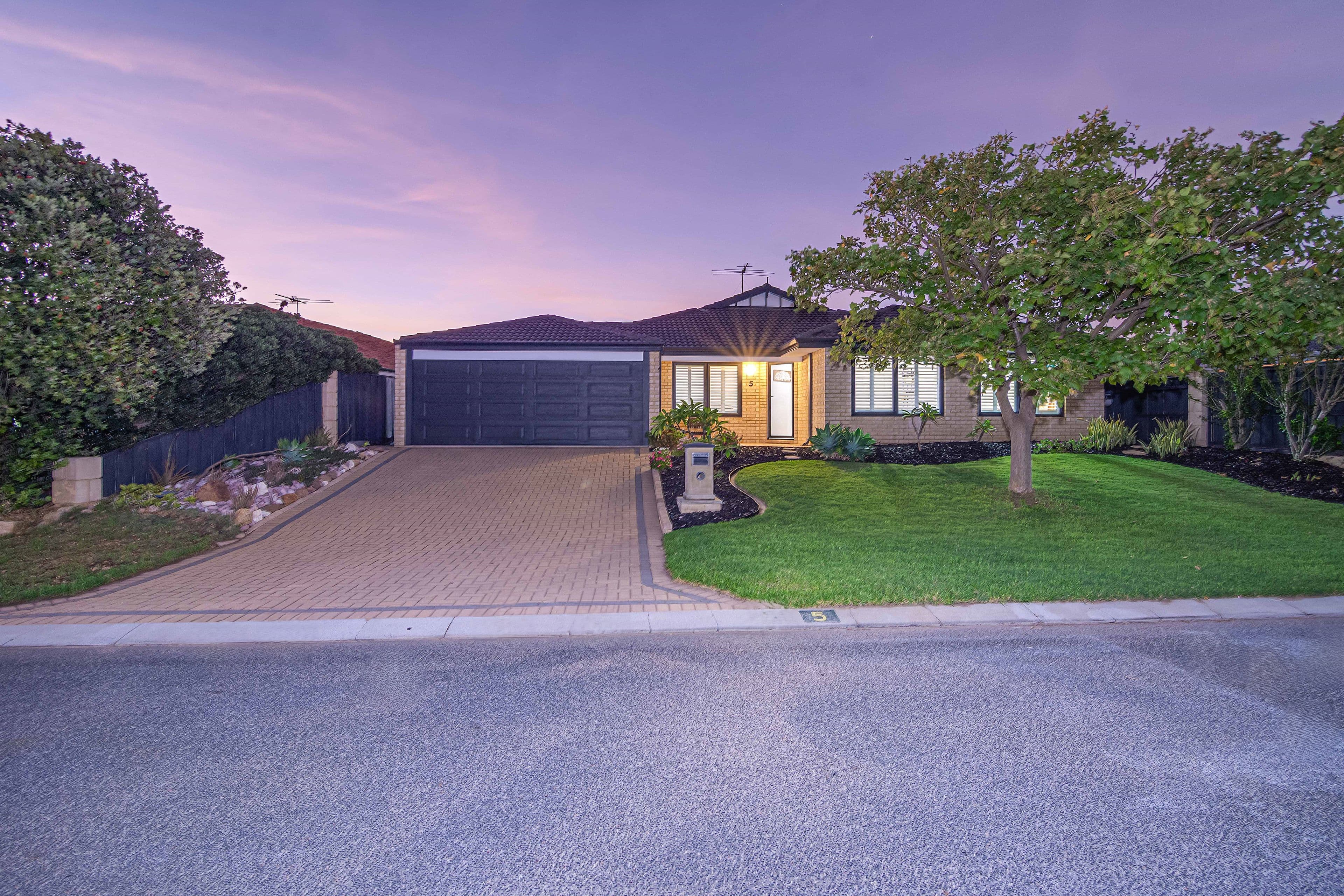 5 Mal Bay Court, Mindarie WA 6030, Mindarie - Thumbnail 3